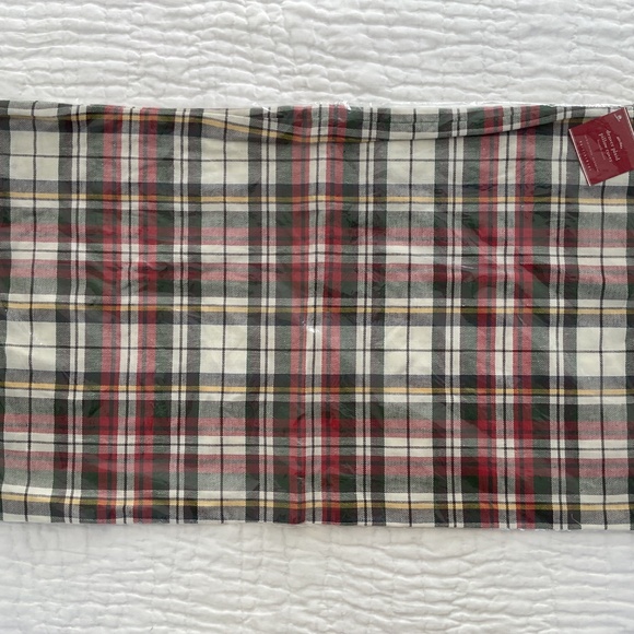 NWT Pottery Barn Denver Plaid Lumbar Pillow Cover Ralph Lauren Christmas Winter - Picture 3 of 4